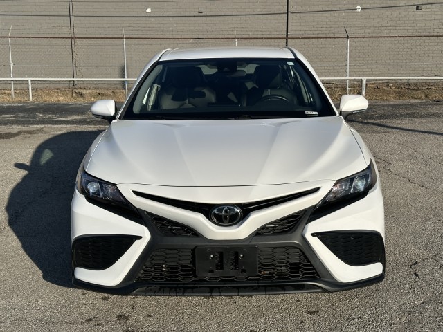 2022 Toyota Camry SE 8