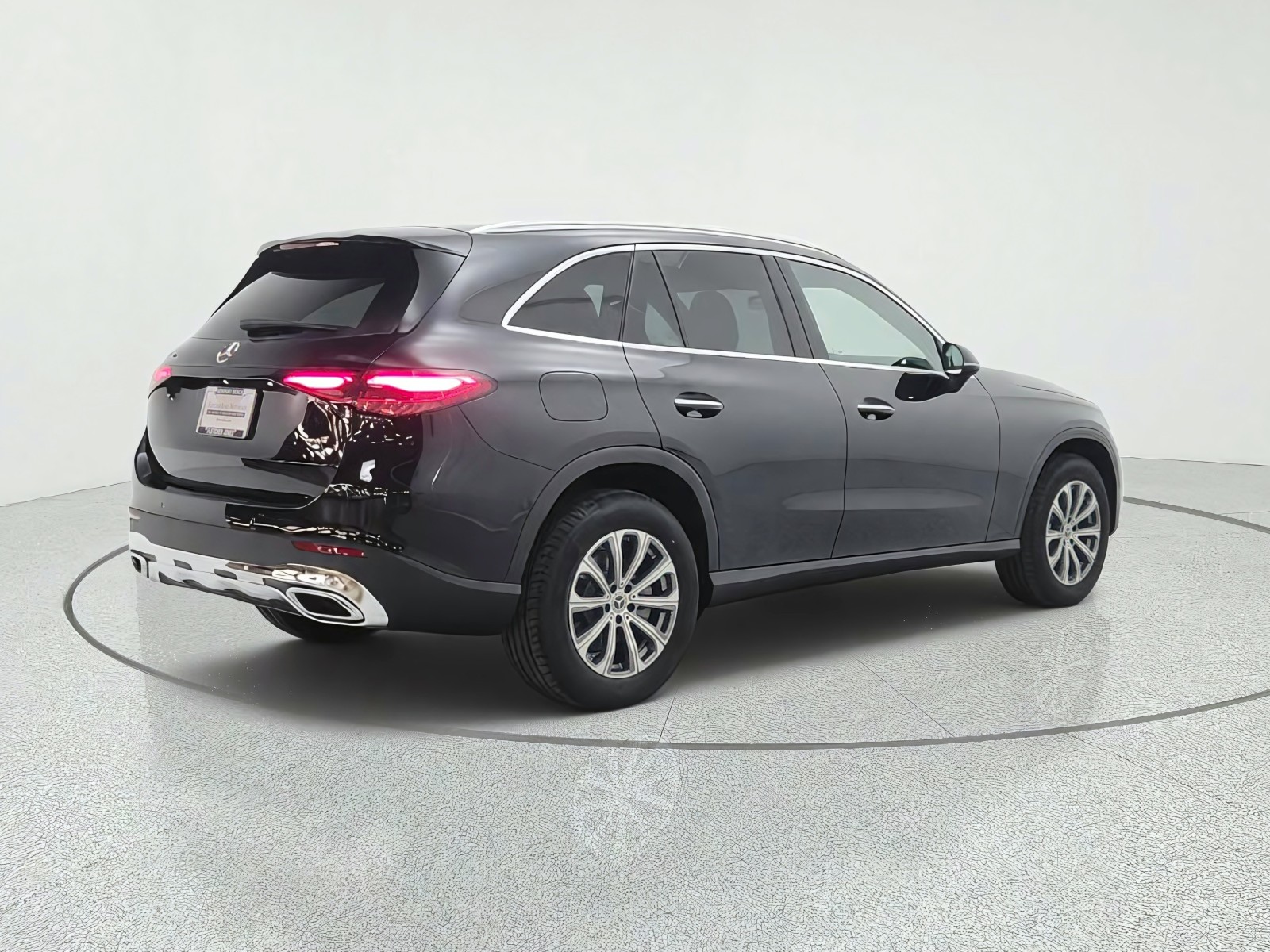 New 2026 Black Mercedes-Benz GLC 300 SUV image 5