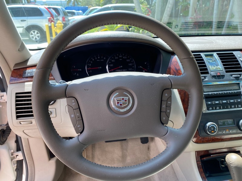 2006 Cadillac DTS LOW MILES 58,287 in , 
