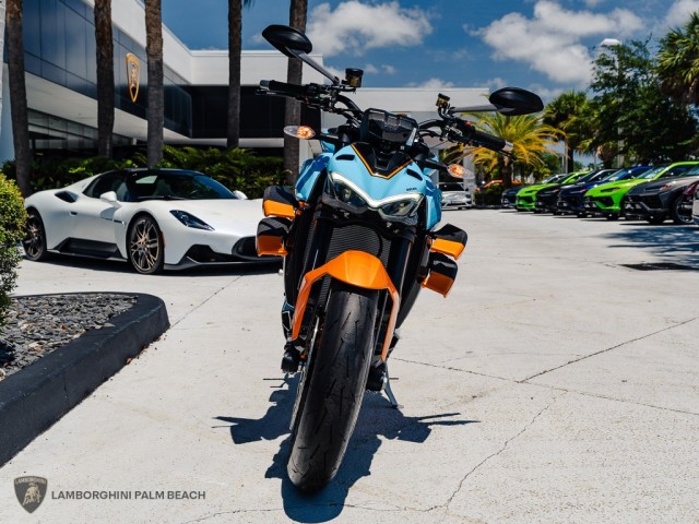 Ducati STREETFIGHTER