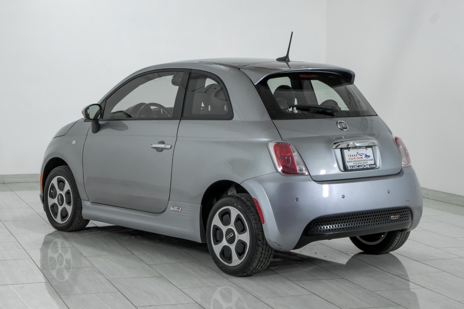 2019 FIAT 500e BATTERY ELECTRIC NAVIGATION SUNROOF LEATHER HEATED 12