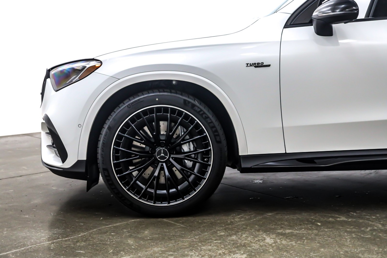 New 2026 Polar White Mercedes-Benz AMG® GLC 43 image 10