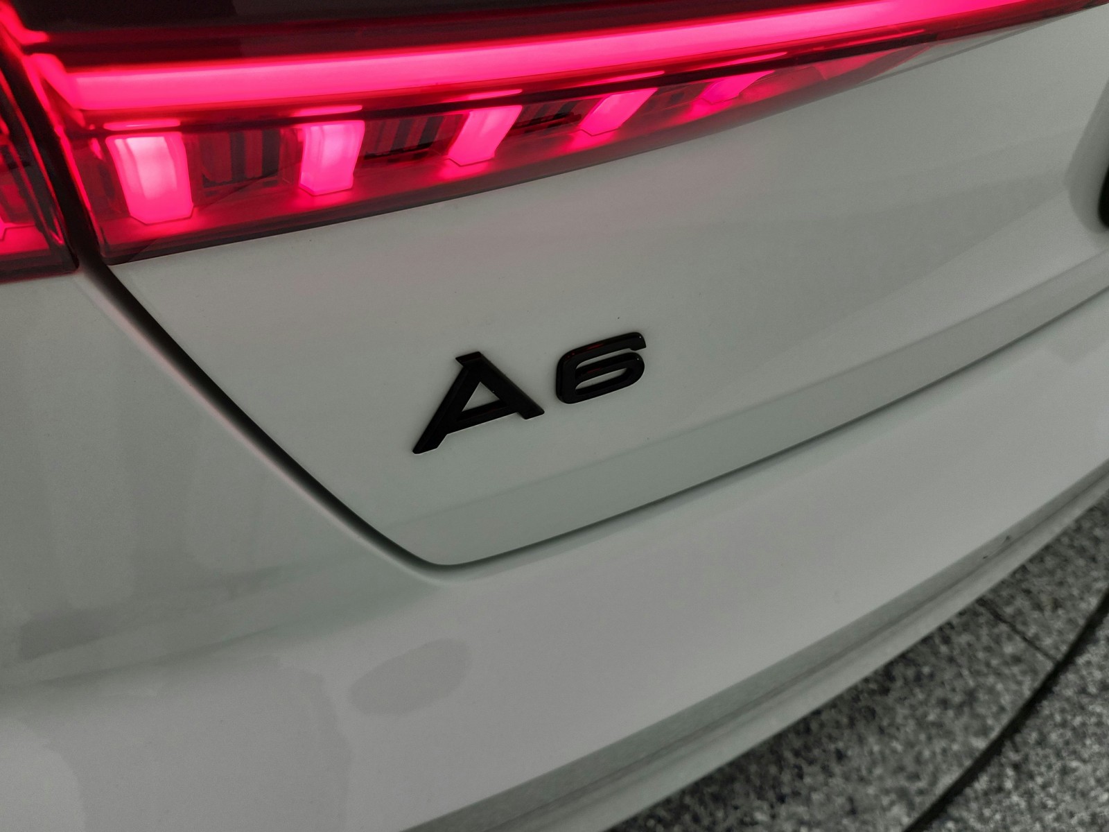 Used 2023 Ibis White Audi Premium Plus 45 TFSI quattro image 24