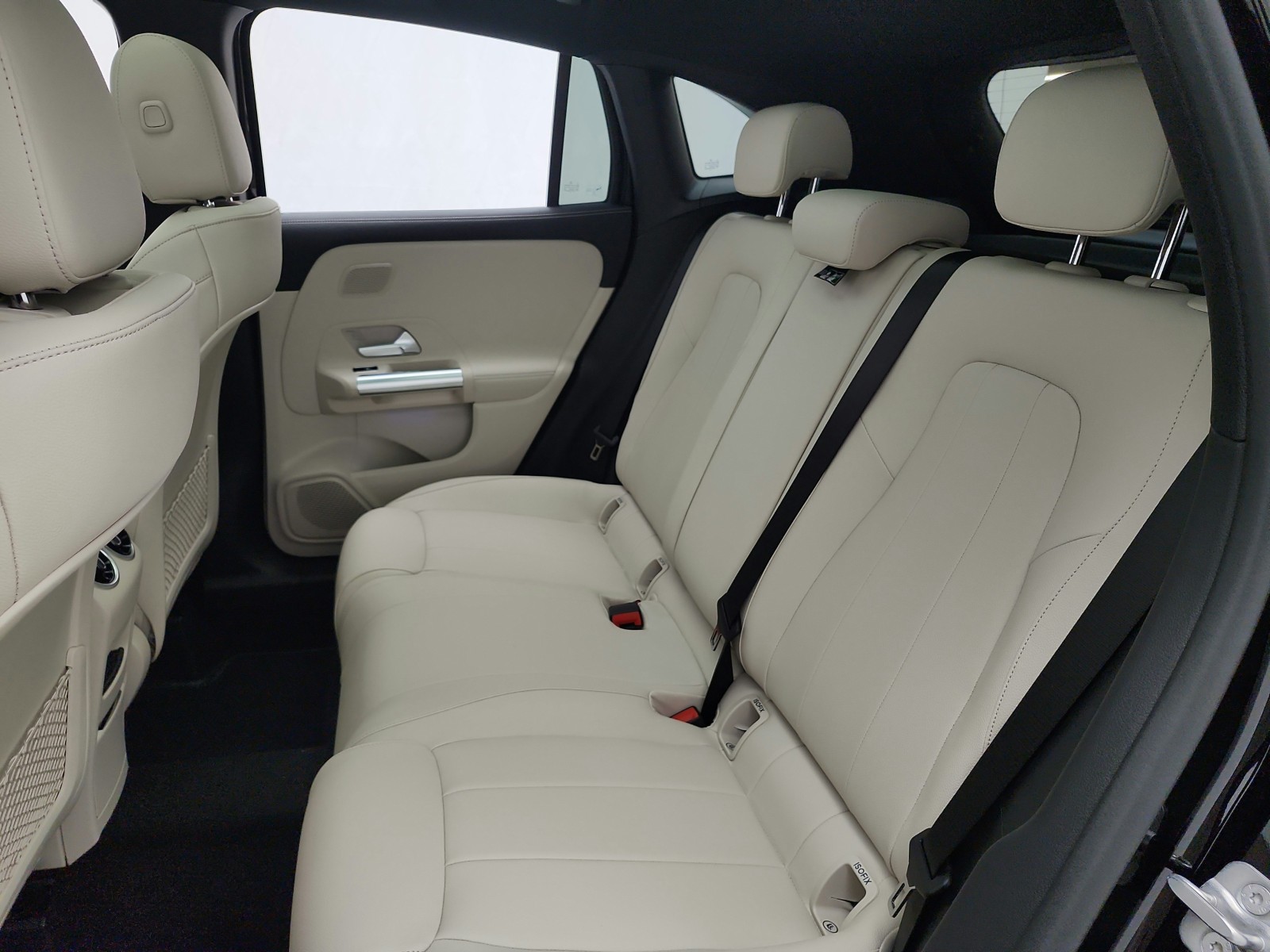 New 2026 Night Black Mercedes-Benz GLA 250 image 19