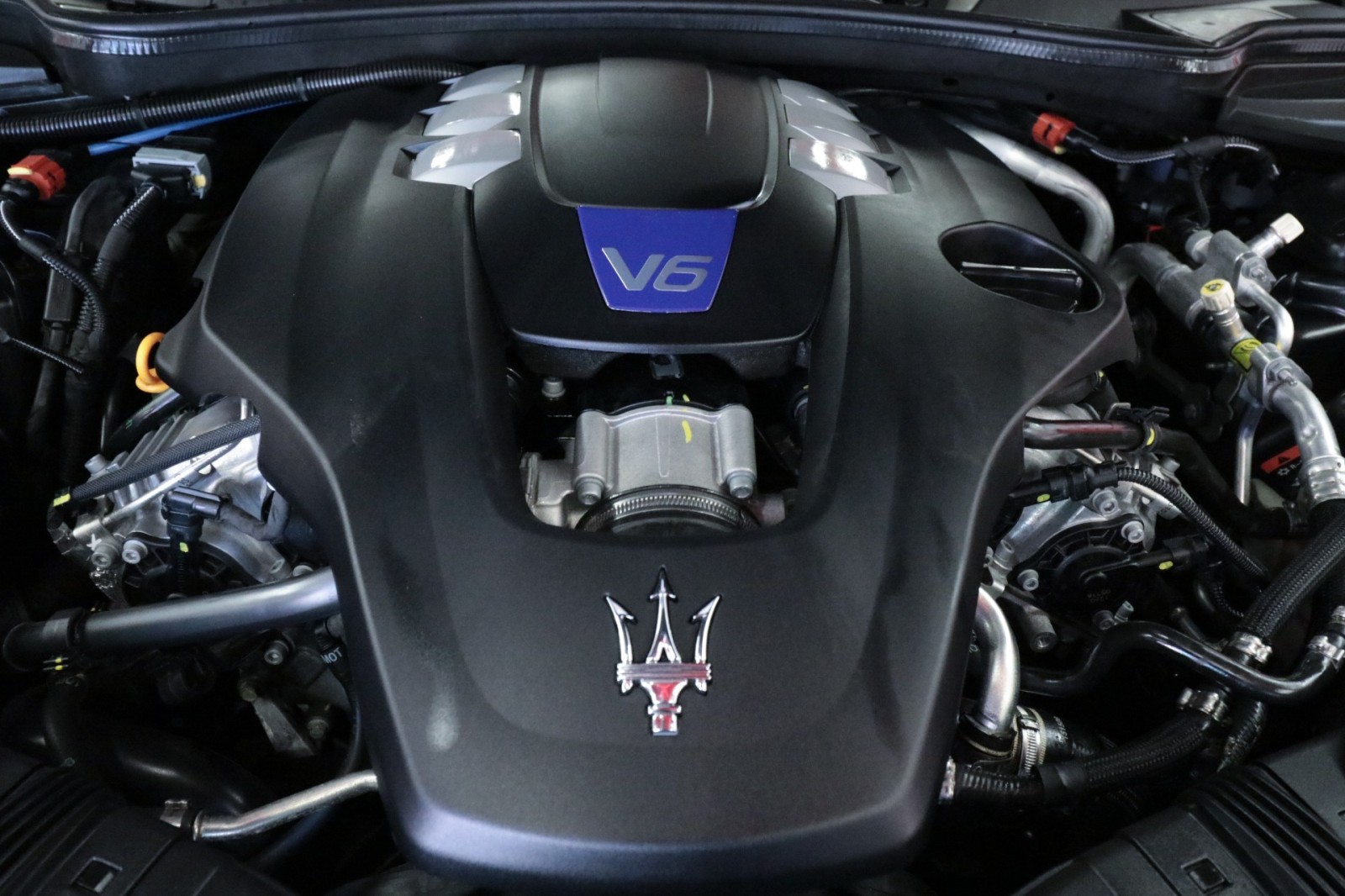 Used Car 2022 Maserati Ghibli  Modena Q4 For Sale Under $50,000 In Austin, Texas