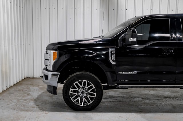 2019 Ford F-250 LARIAT 11