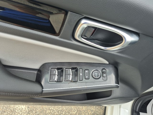 HondaCivic Hatchback Hybrid25