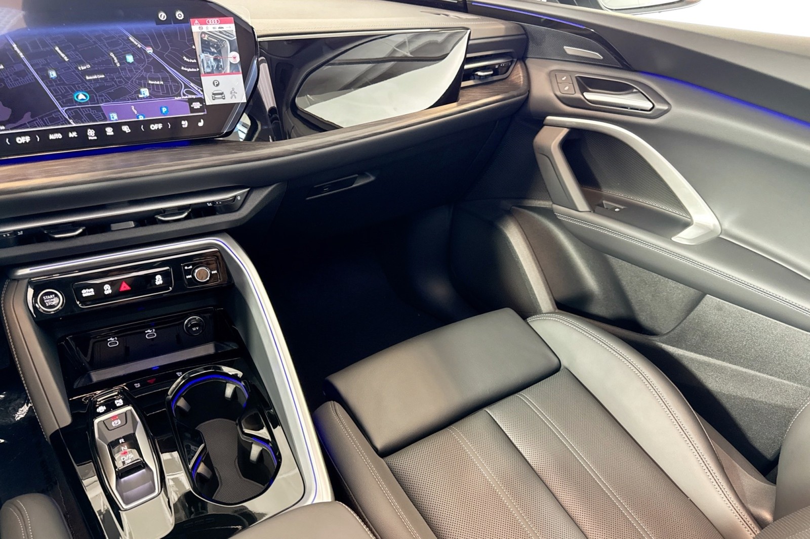 New 2025 Mythos Black Metallic Audi Premium Plus 2.0 TFSI quattro image 20