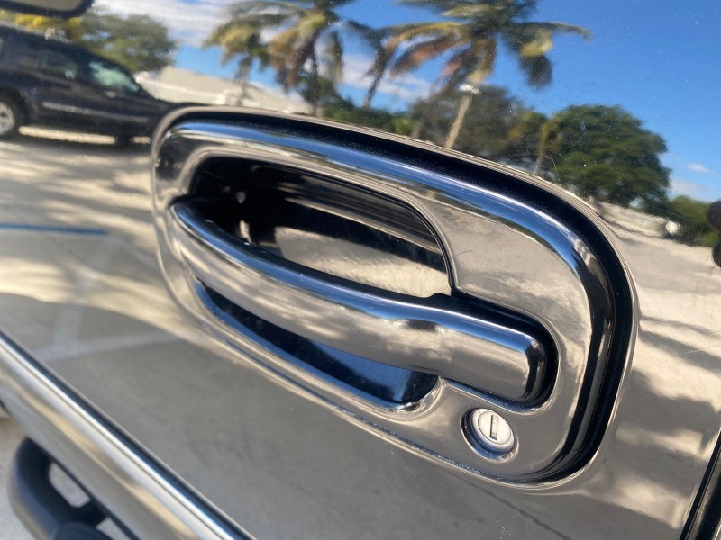 2001 Chevrolet Suburban LT Z71 1 FL 4WD 44 SERVICES NO ACCIDENTS in ,