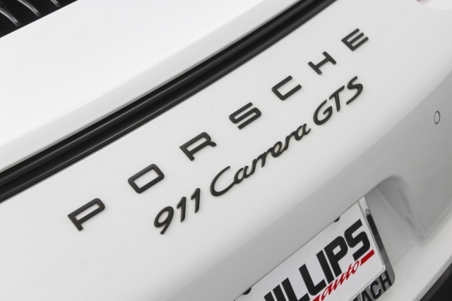 2018 Porsche 911 Carrera GTS 23