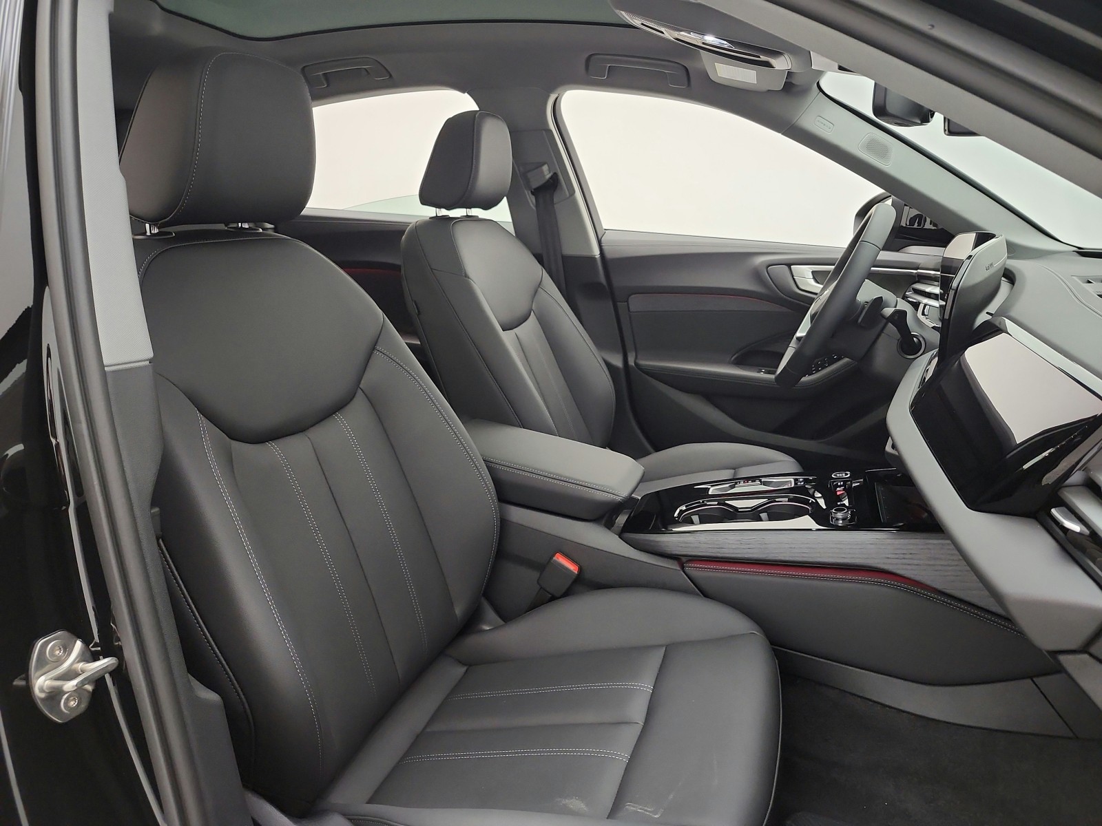 New 2026 Mythos Black Metallic Audi Premium Plus 2.0 TFSI quattro image 13