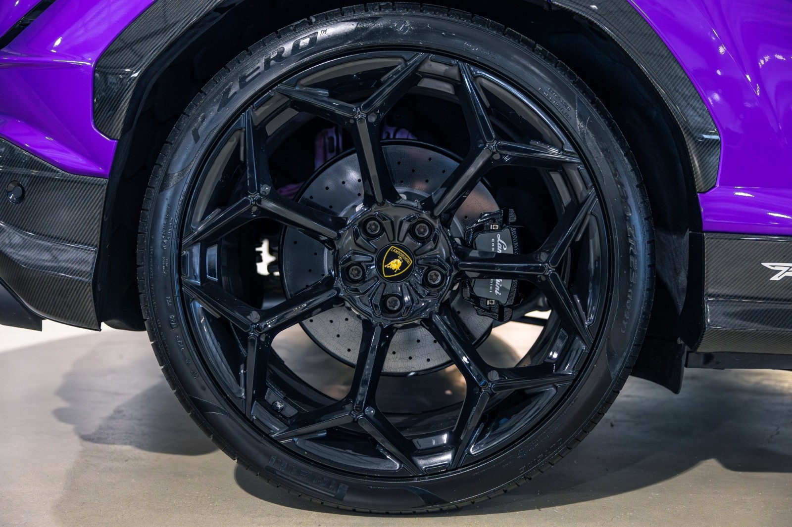 Used Car 2024 Lamborghini Urus  Performante - $336,363 Msrp - $13k Viola Pasifae - Full Exterior Carbon Fiber For Sale Under $320,000 In Boerne, Texas