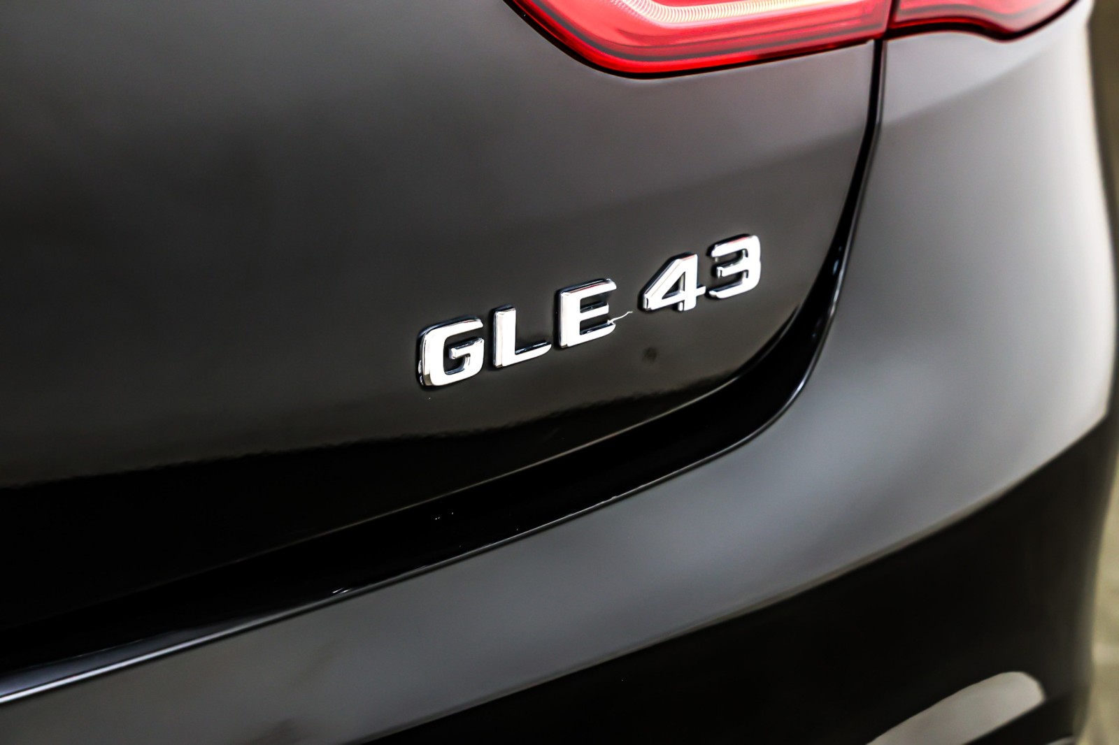 Used 2019 Obsidian Black Metallic Mercedes-Benz AMG® GLE 43 4MATIC Coupe image 9