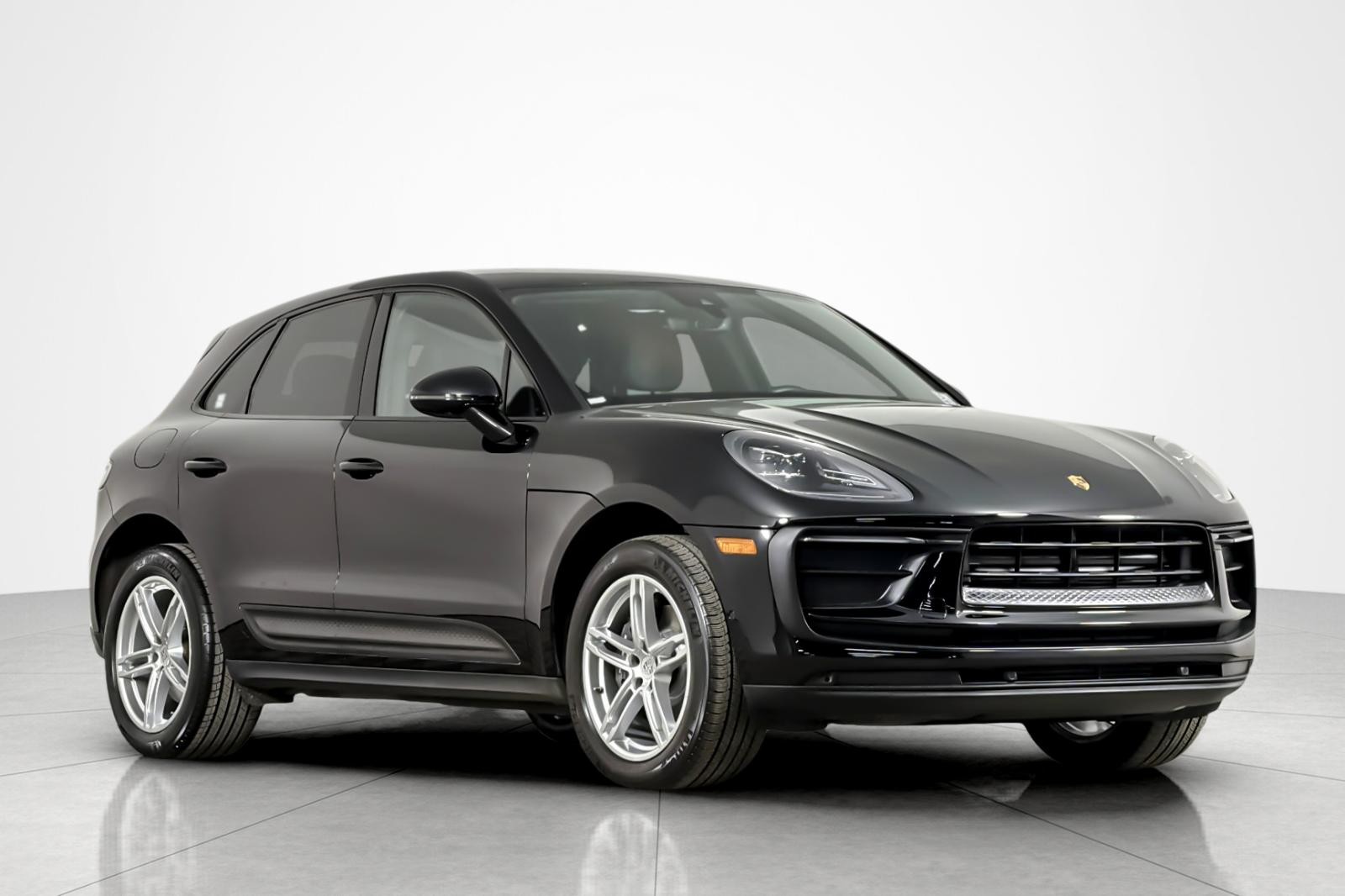 Used 2022 Black Porsche AWD image 7