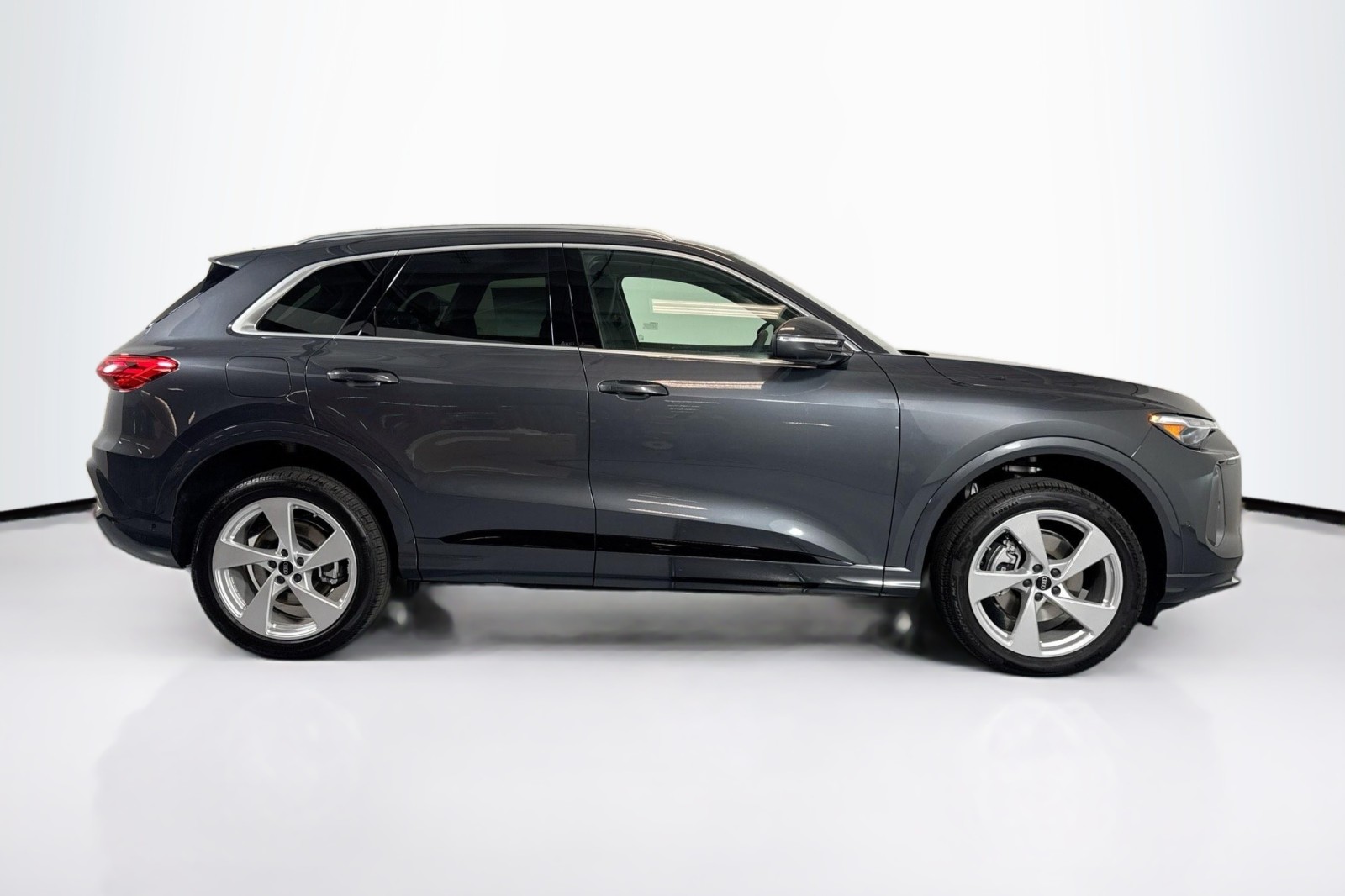 New 2025 Tambora Gray Metallic Audi Premium Plus 2.0 TFSI quattro image 4