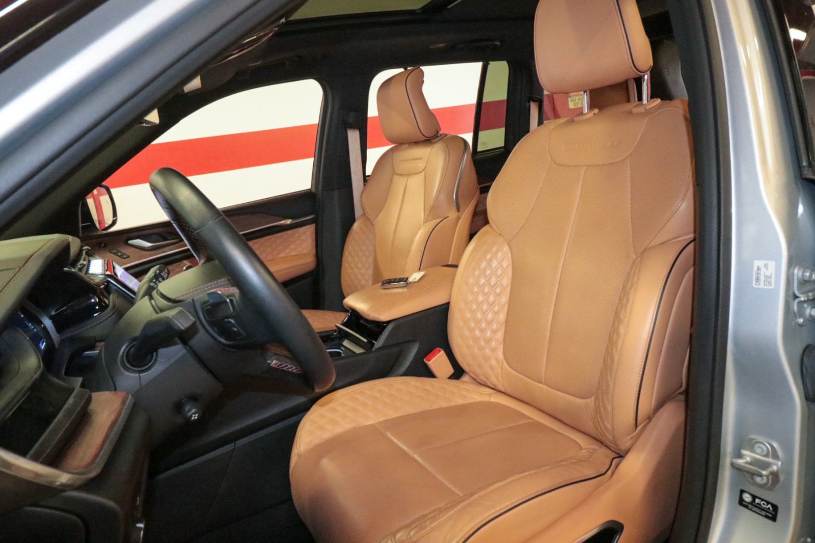 Used Car 2022 Jeep Grand Cherokee 4xe  Summit For Sale Under $40,000 In Austin, Texas