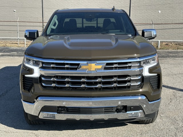 2024 Chevrolet Silverado 1500 LTZ 8