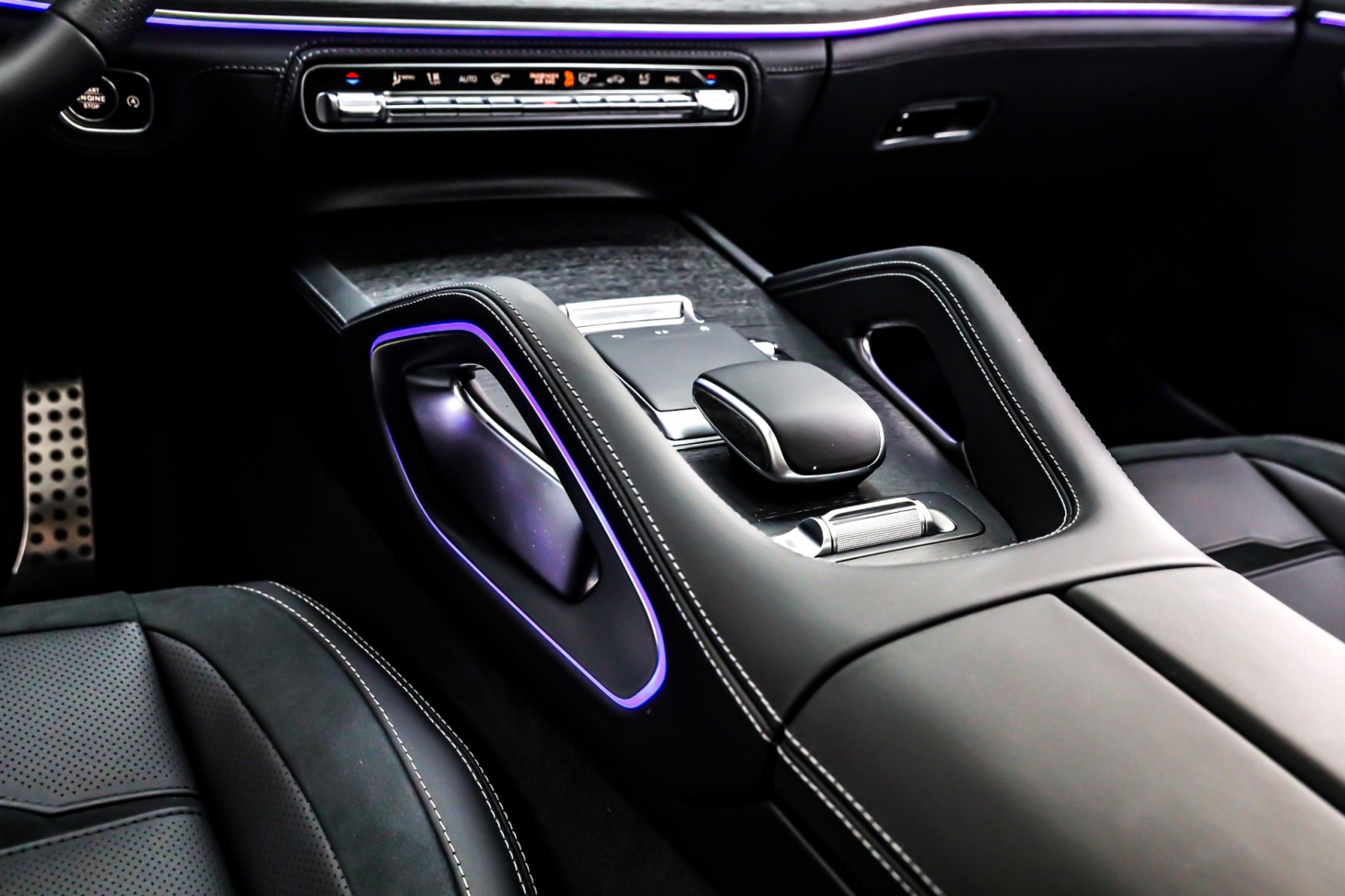 New 2026 MANUFAKTUR Mystic Blue Metallic Mercedes-Benz AMG® GLE 53 4MATIC+ Coupe image 6