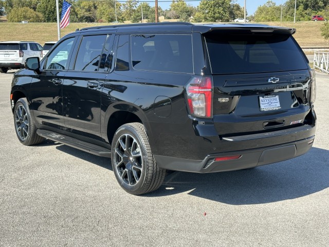 2024 Chevrolet Suburban RST 5