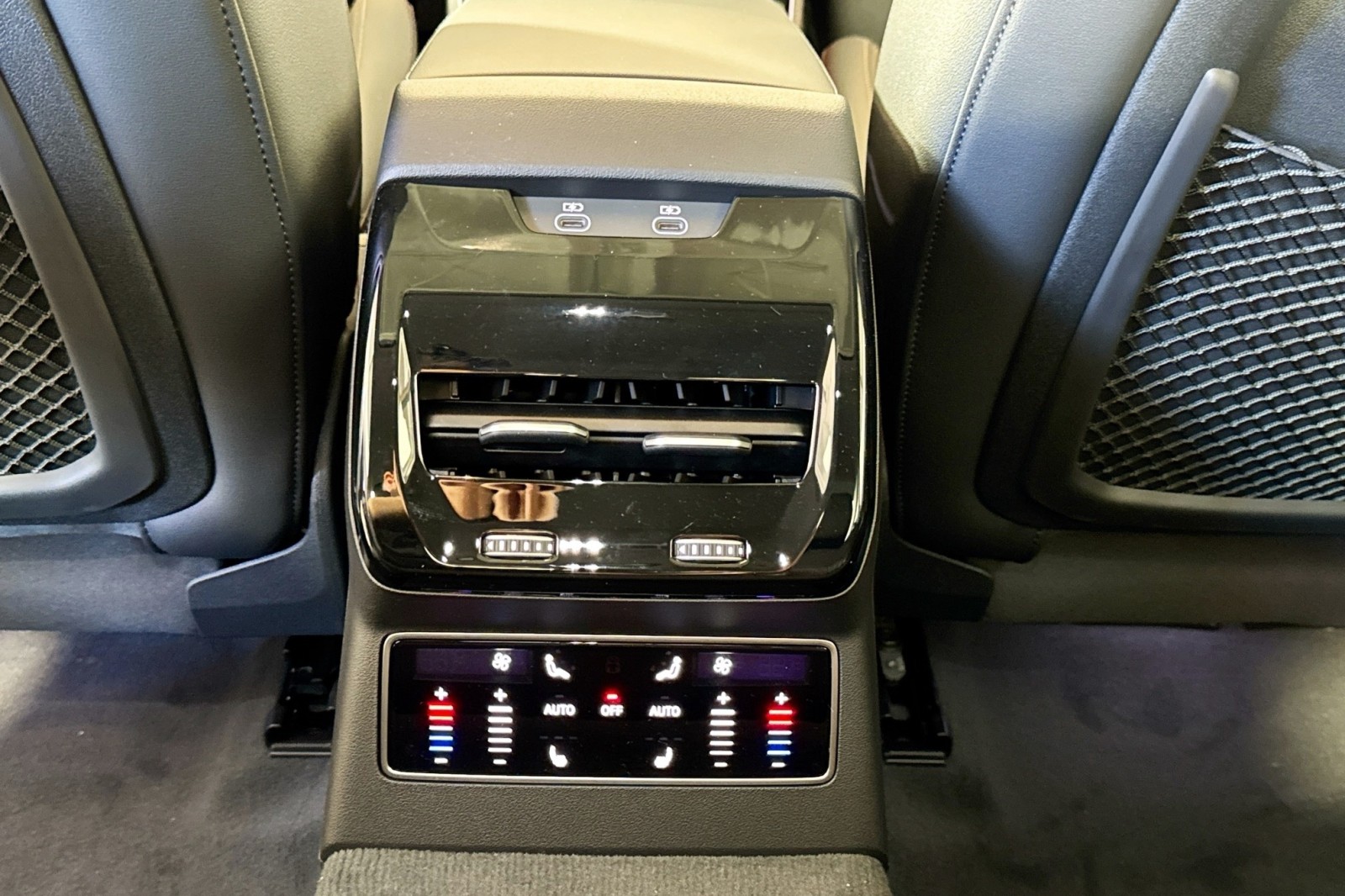 New 2026 GLACIER WHITE Audi Premium Plus quattro image 21