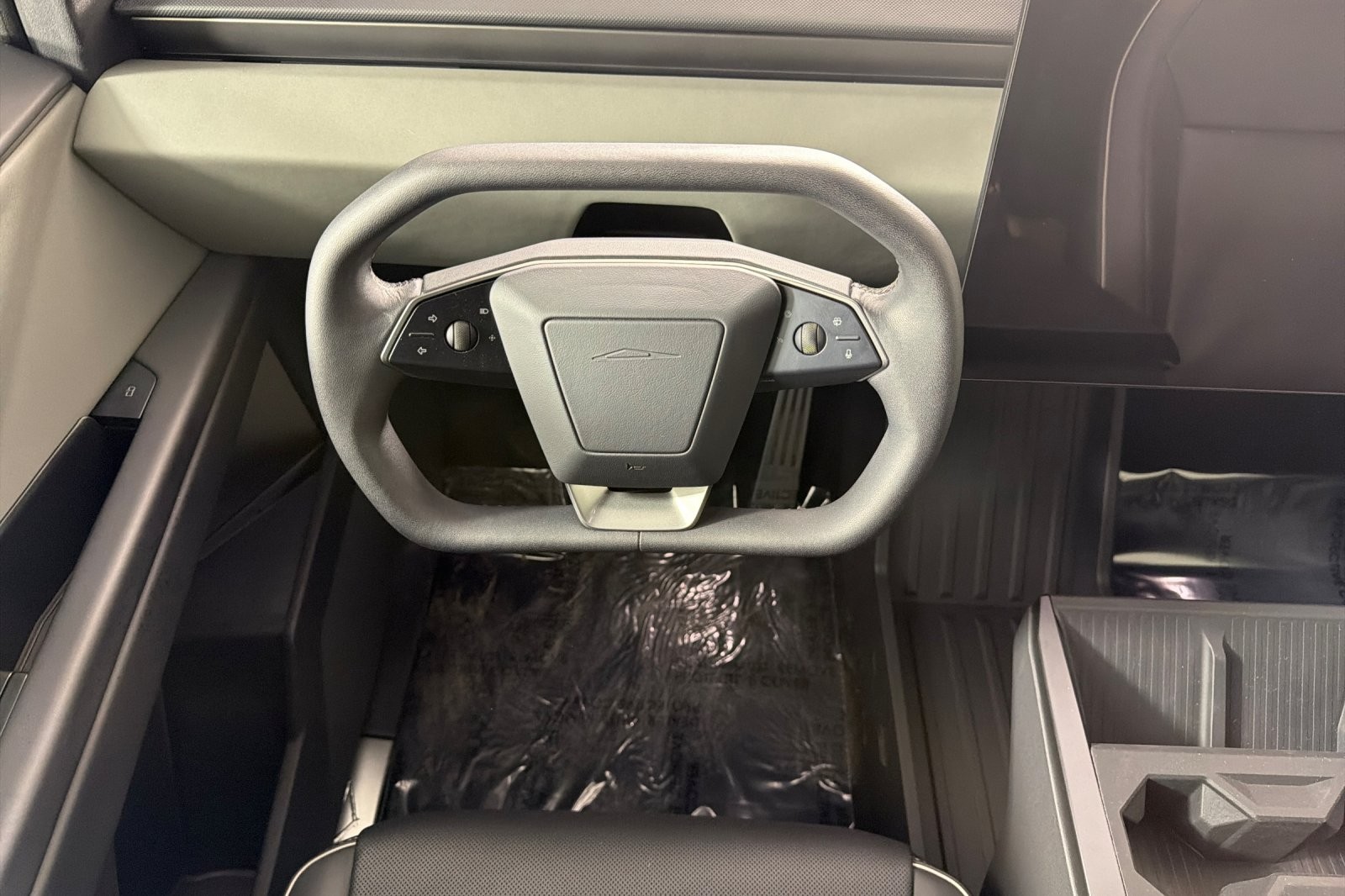 Used 2025 GRAY Tesla AWD image 13