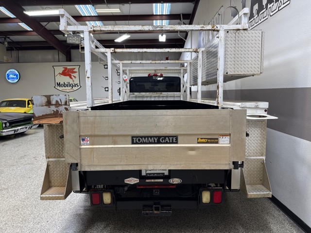 2020 Chevrolet Silverado MD 5500 Duramax RWD Utility/ Service Bed in , 