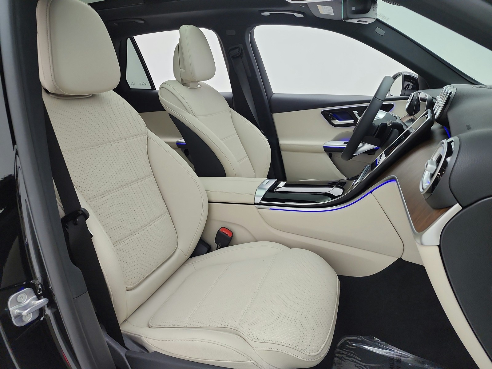 New 2027 Black Mercedes-Benz GLC 300 SUV image 14