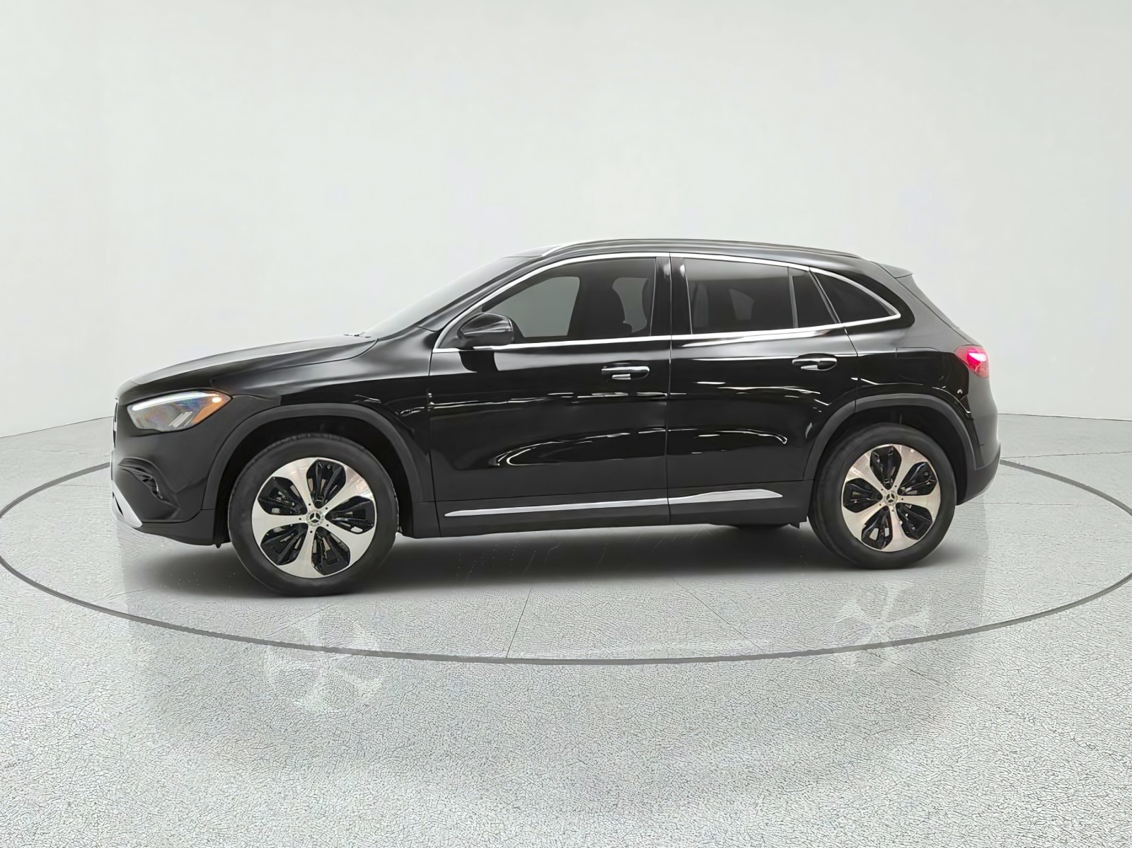 New 2026 Night Black Mercedes-Benz GLA 250 SUV image 8