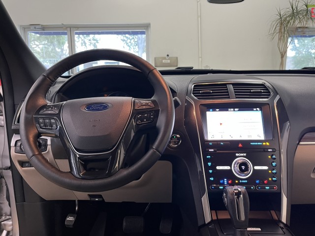 2019 Ford Explorer Limited 31