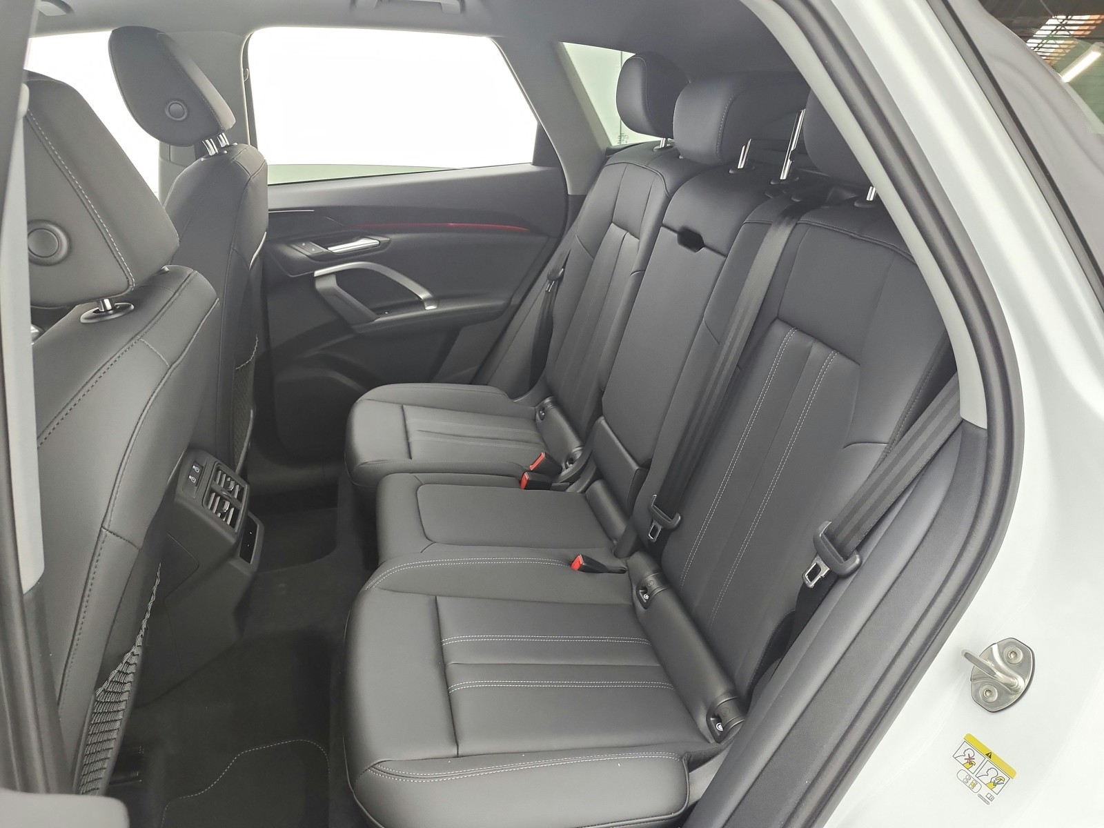 New 2025 Glacier White Metallic Audi Premium 2.0 TFSI quattro image 10