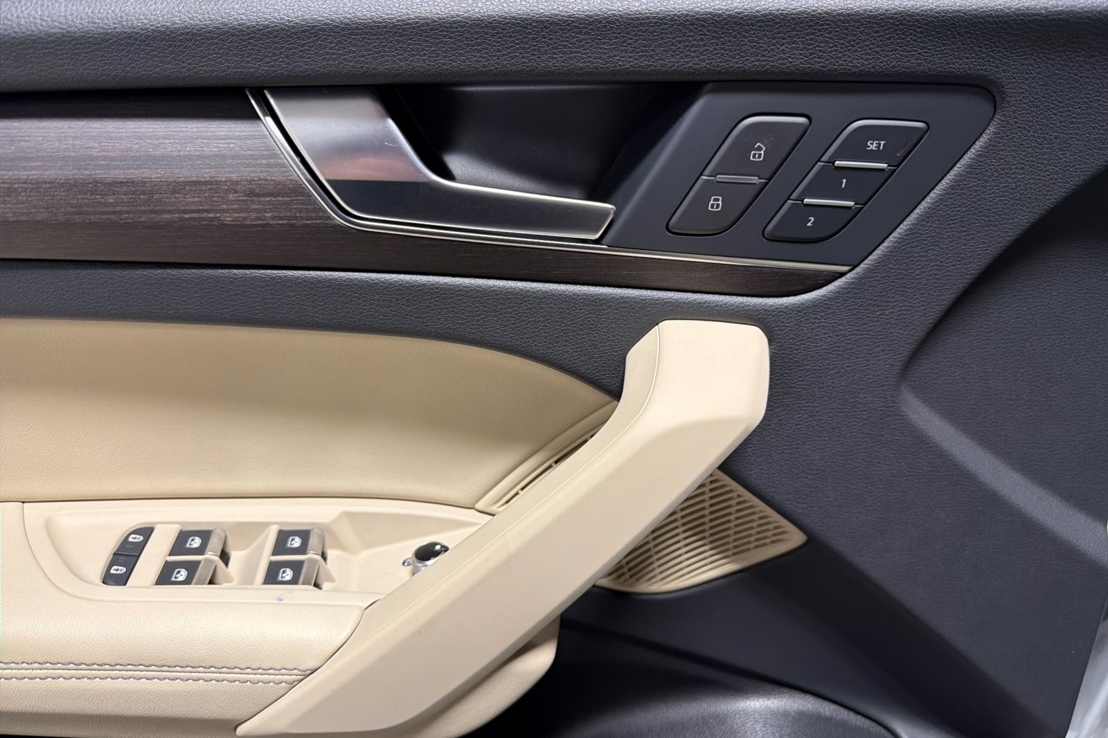 Used 2023 Glacier White Metallic Audi S line Premium Plus 45 TFSI quattro image 10