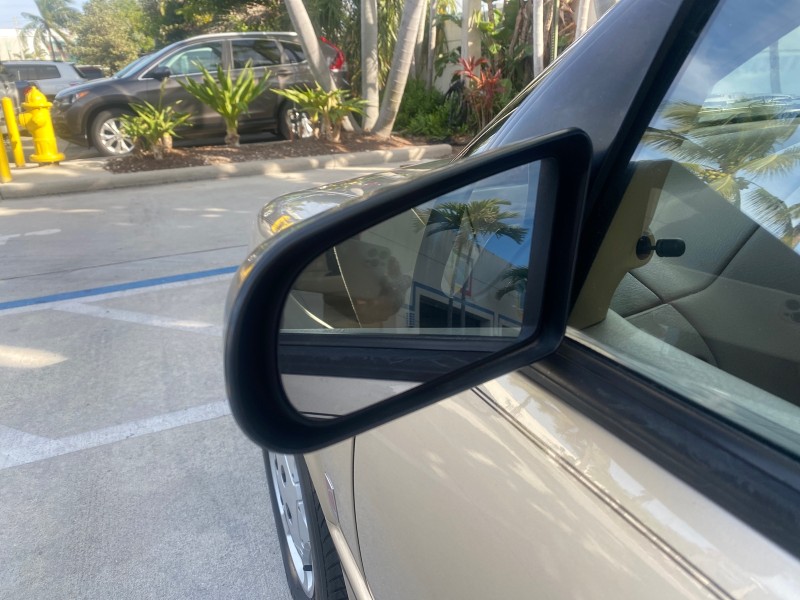 1995 Saturn SL LOW MILES 70,805 in ,