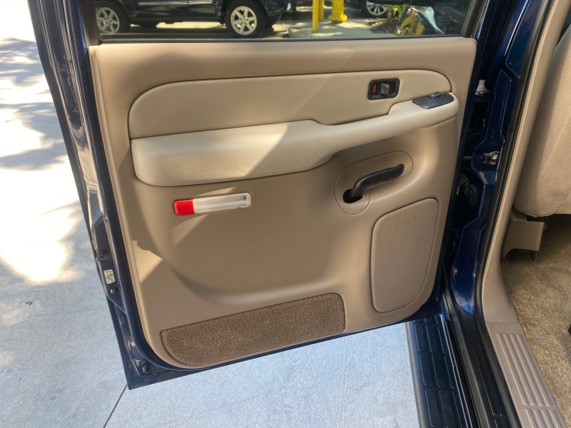 2003 Chevrolet Suburban LT 1 OWNER NO ACCIDENTS in ,