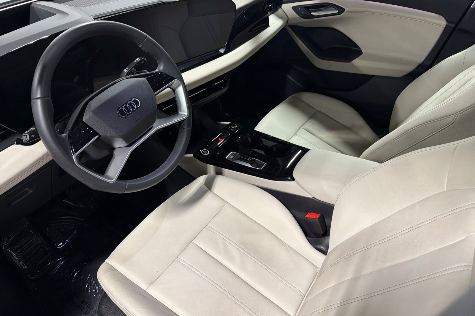 Certified Used 2025 Glacier White Metallic Audi Premium Plus quattro image 9