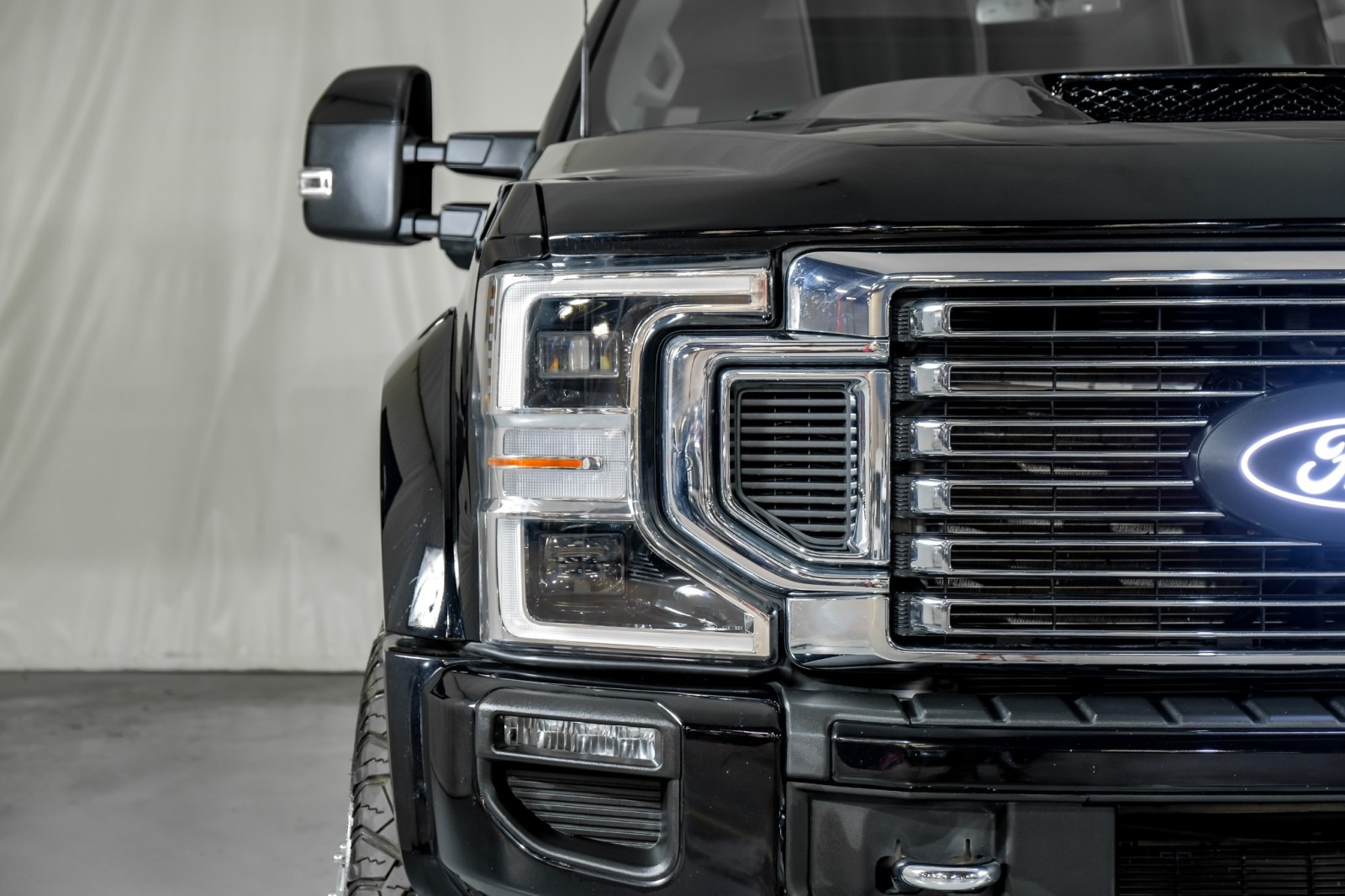 2022 Ford F-450 Limited 39