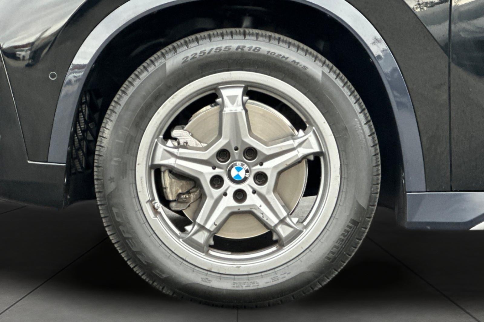 Used 2023 Jet Black BMW xDrive28i image 26