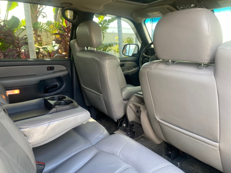 2001 Chevrolet Suburban LT Z71 1 FL 4WD 44 SERVICES NO ACCIDENTS in ,