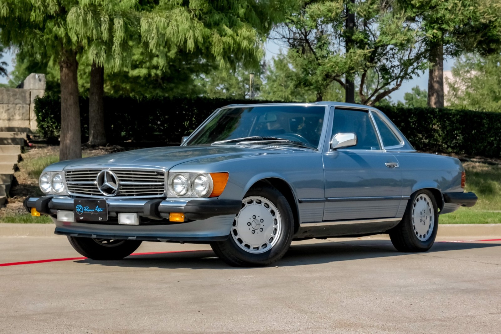 1986 Mercedes-Benz 560 Series Convertible 560SL 52