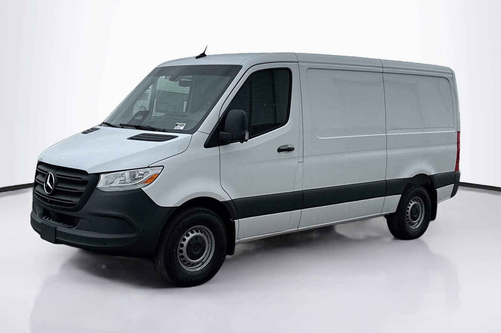 2026 Mercedes-Benz Sprinter Cargo Van 2026 Mercedes-Benz Sprinter Cargo Van 2500 Standard Roof I4 Diesel HO 144 RWD Full-size Cargo Van