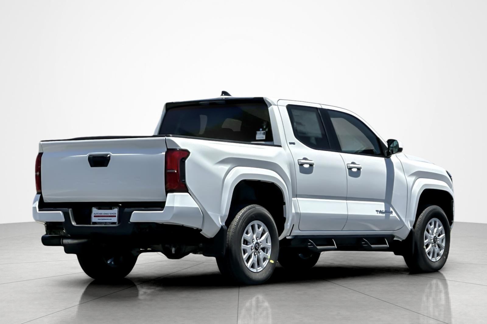New 2026 Ice Cap Toyota SR5 image 5