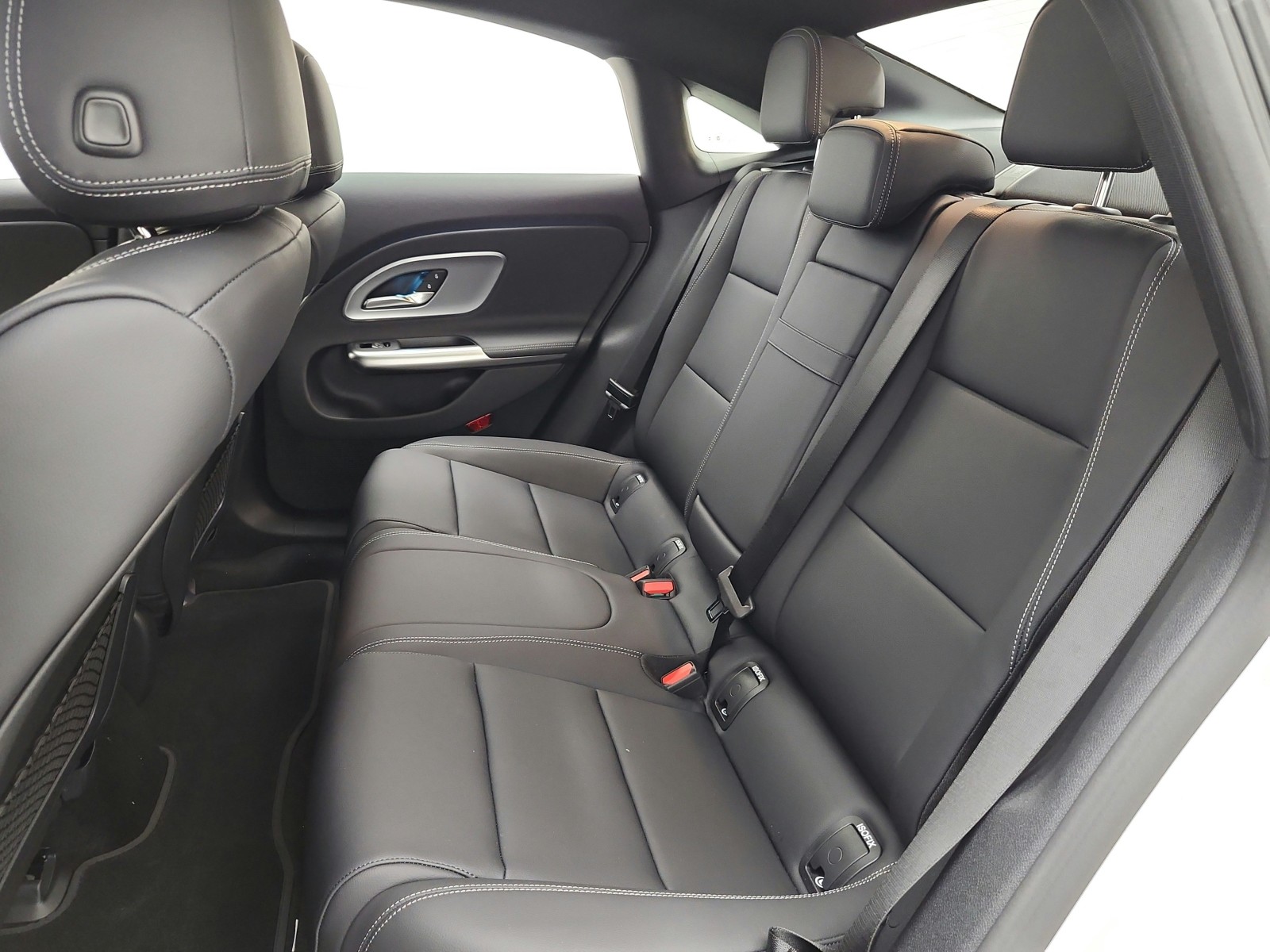 New 2027 Polar White Mercedes-Benz CLA 350 Electric 4MATIC® image 11