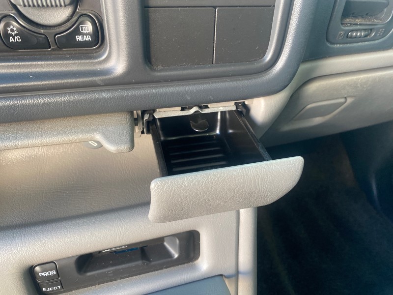 2001 Chevrolet Suburban LT Z71 1 FL 4WD 44 SERVICES NO ACCIDENTS in ,