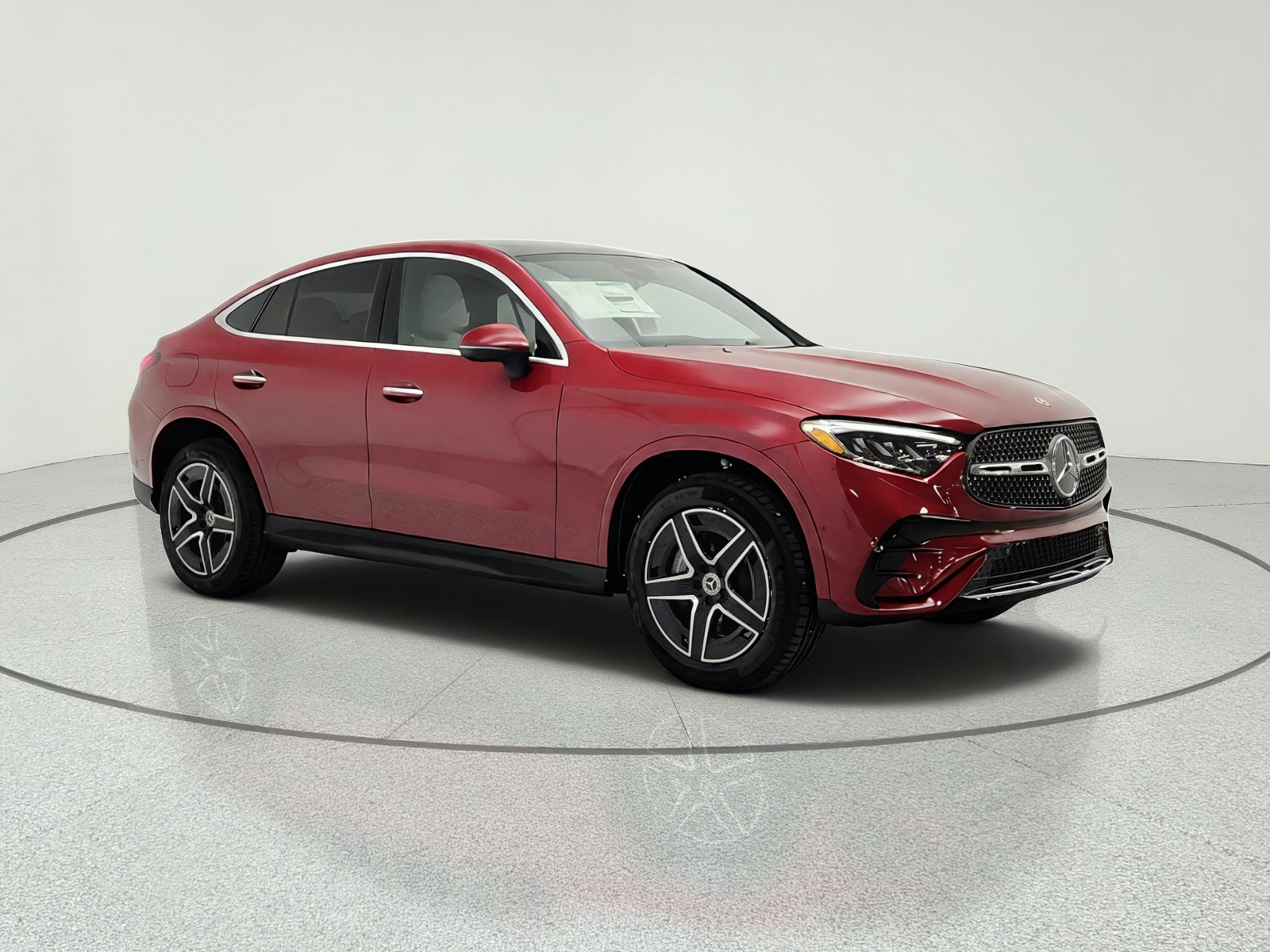 New 2026 MANUFAKTUR Patagonia Red Metallic Mercedes-Benz GLC 300 4MATIC® Coupe image 3