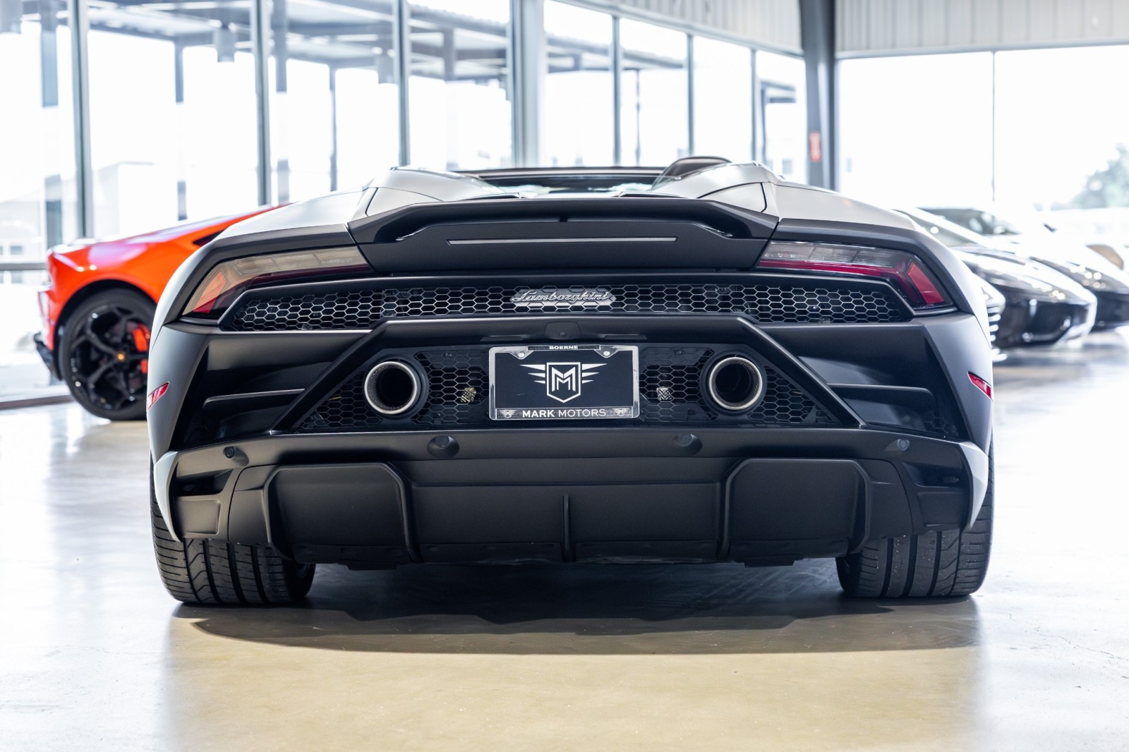 Used Car 2022 Lamborghini Huracan Evo  For Sale Under $330,000 In Boerne, Texas
