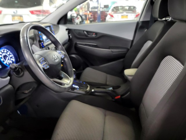 2021 Hyundai Kona SEL Auto AWD 9