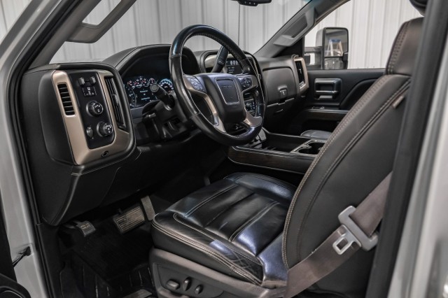 2019 GMC Sierra 2500HD Denali 14