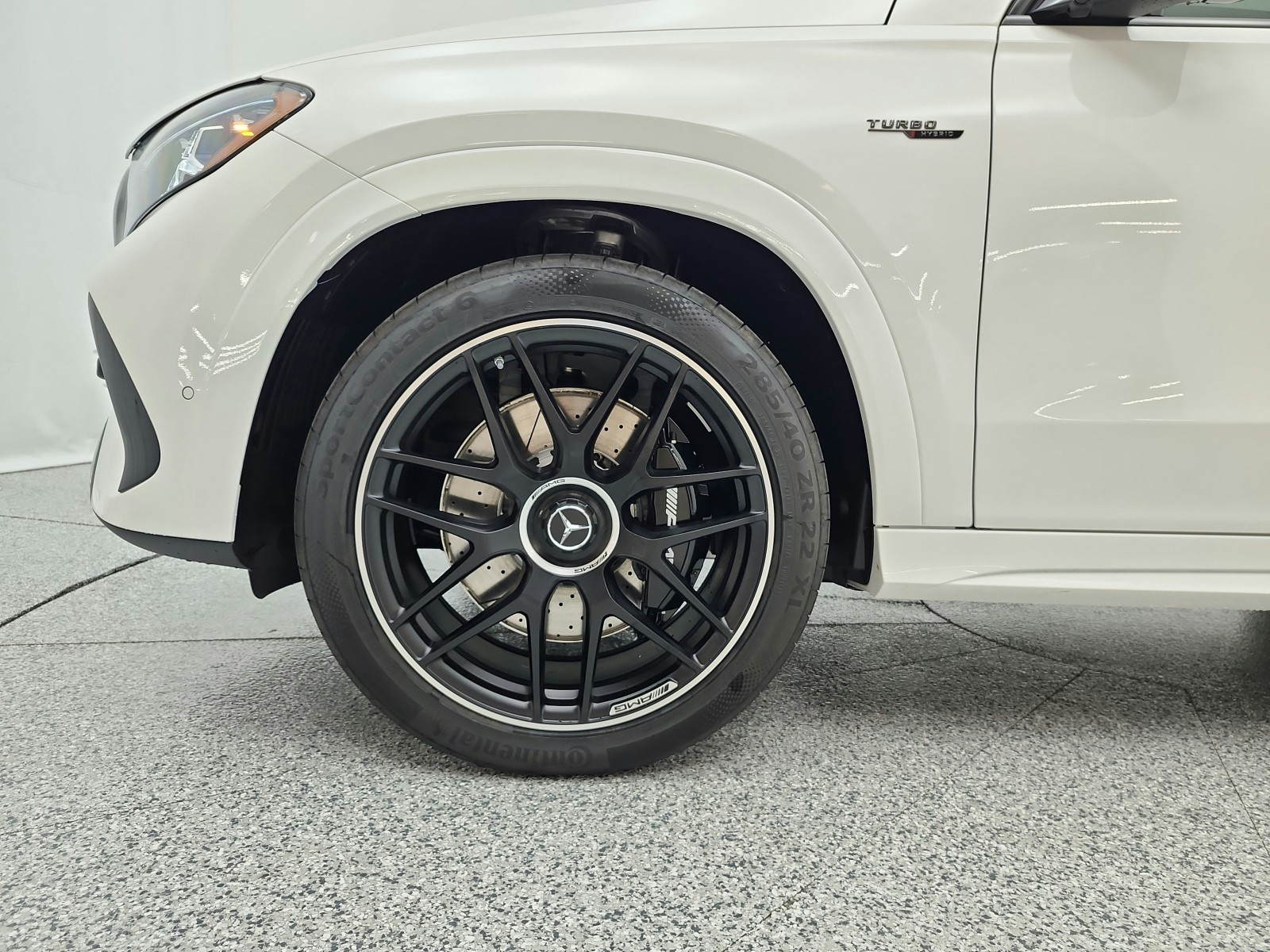 New 2027 Polar White Mercedes-Benz AMG® GLE 53e 4MATIC+ SUV image 14
