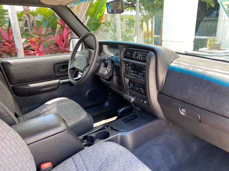 2000 Jeep Cherokee Sport 1 OWNER 4X4 AC 4.0 6YL in , 