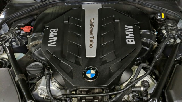 2015 BMW 6 Series 650i 35