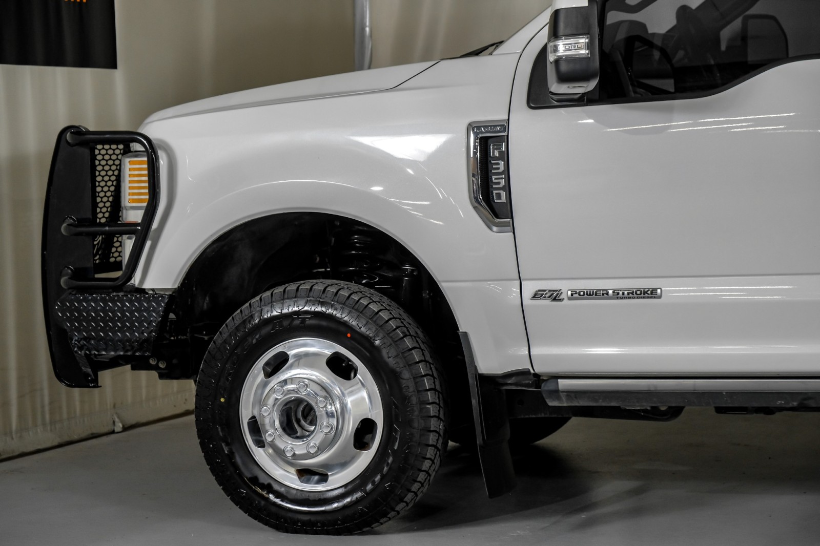 2022 Ford F-350 Lariat 12